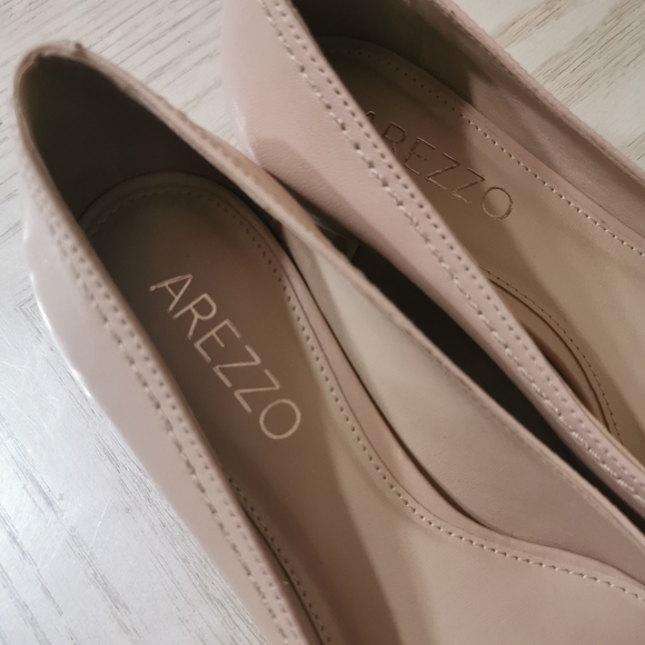 Arezzo Open Toe Block Heels - Picture 4 of 16